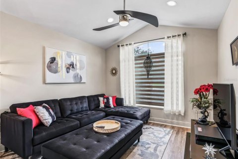 Casa en venta en The Villages, Florida, 3 dormitorios, 194.82 m2 № 2287292 - foto 8