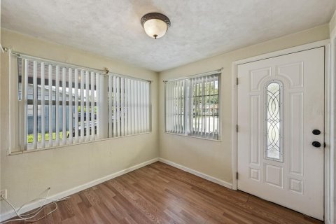 House in Winter Haven, Florida 3 bedrooms, 117.43 sq.m. № 1886264 - photo 7
