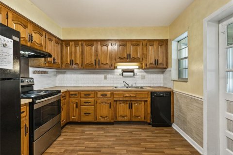 House in Winter Haven, Florida 3 bedrooms, 117.43 sq.m. № 1886264 - photo 13