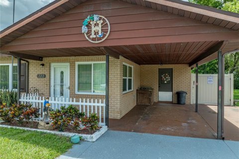 House in Winter Haven, Florida 3 bedrooms, 117.43 sq.m. № 1886264 - photo 5