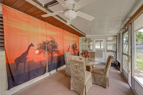 House in Winter Haven, Florida 3 bedrooms, 117.43 sq.m. № 1886264 - photo 29