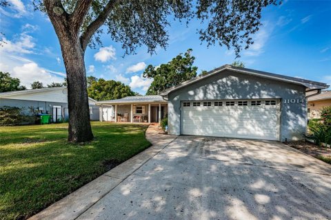 Villa ou maison à vendre à Largo, Floride: 3 chambres, 164.9 m2 № 2399348 - photo 15