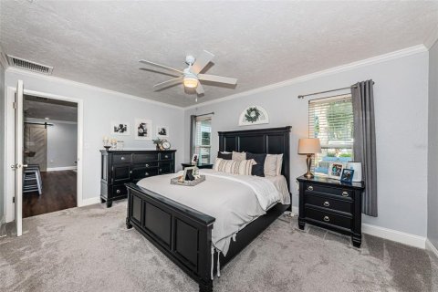 Villa ou maison à vendre à Largo, Floride: 3 chambres, 164.9 m2 № 2399348 - photo 9