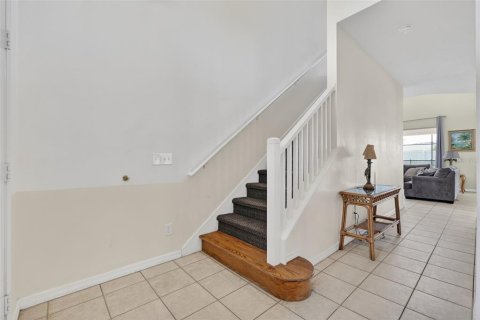 Casa en venta en Davenport, Florida, 6 dormitorios, 257.43 m2 № 2213429 - foto 8