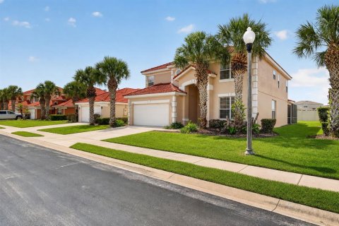 Casa en venta en Davenport, Florida, 6 dormitorios, 257.43 m2 № 2213429 - foto 3
