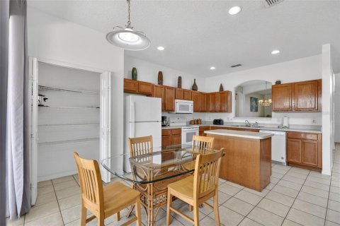 Casa en venta en Davenport, Florida, 6 dormitorios, 257.43 m2 № 2213429 - foto 14