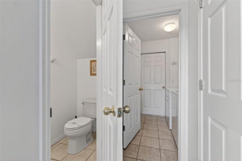Casa en venta en Davenport, Florida, 6 dormitorios, 257.43 m2 № 2213429 - foto 20