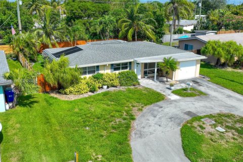 Villa ou maison à vendre à Pompano Beach, Floride: 3 chambres, 128.02 m2 № 1759025 - photo 1