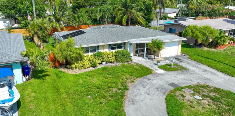 Villa ou maison à Pompano Beach, Floride 3 chambres, 128.02 m2 № 1759025