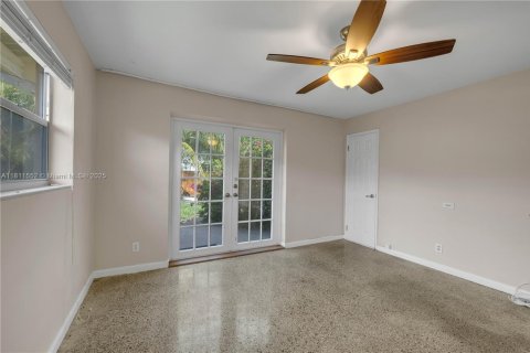 Villa ou maison à vendre à Pompano Beach, Floride: 3 chambres, 128.02 m2 № 1759025 - photo 21