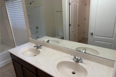 Adosado en alquiler en Orlando, Florida, 2 dormitorios, 111.48 m2 № 1918433 - foto 27