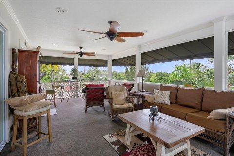 House in Crystal River, Florida 3 bedrooms, 166.67 sq.m. № 1658249 - photo 25