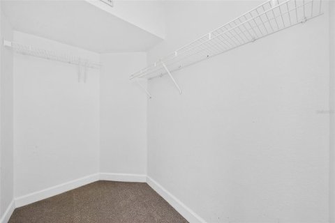 Condo in Orlando, Florida, 2 bedrooms  № 2391543 - photo 26