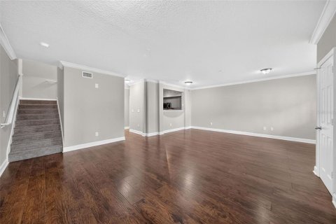 Condo in Orlando, Florida, 2 bedrooms  № 2391543 - photo 3