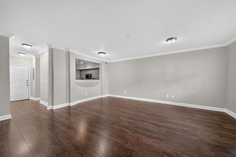 Condo in Orlando, Florida, 2 bedrooms  № 2391543 - photo 12