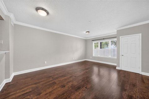 Condo in Orlando, Florida, 2 bedrooms  № 2391543 - photo 13