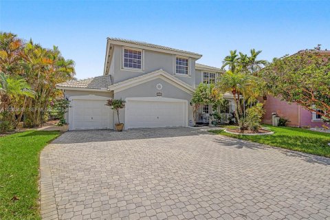 Casa en venta en Pembroke Pines, Florida, 4 dormitorios, 293.2 m2 № 2270353 - foto 2
