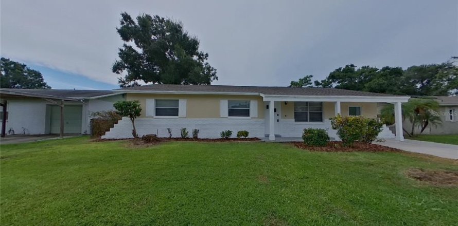 Villa ou maison à Largo, Floride 4 chambres, 107.49 m2 № 2385931