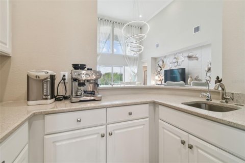Casa en venta en Wesley Chapel, Florida, 5 dormitorios, 415.46 m2 № 1918952 - foto 8