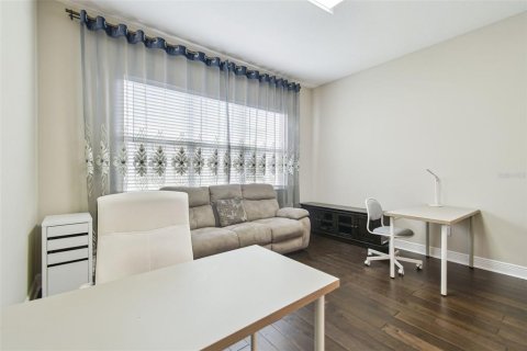 Casa en venta en Wesley Chapel, Florida, 5 dormitorios, 415.46 m2 № 1918952 - foto 6