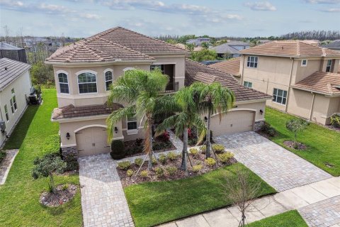 Casa en venta en Wesley Chapel, Florida, 5 dormitorios, 415.46 m2 № 1918952 - foto 25