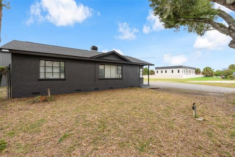 Commercial property in Longwood, Florida 225.94 sq.m. № 2404608 - photo 10