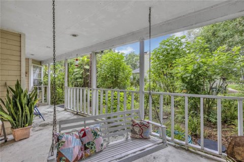 House in Apopka, Florida 4 bedrooms, 247.03 sq.m. № 1755081 - photo 10