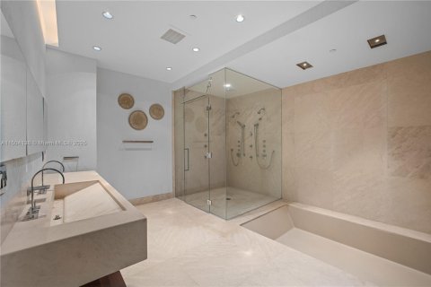 Copropriété à vendre à Miami Beach, Floride: 3 chambres, 288.28 m2 № 1934268 - photo 9