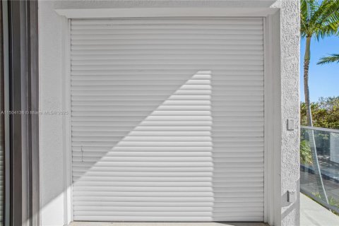 Copropriété à vendre à Miami Beach, Floride: 3 chambres, 288.28 m2 № 1934268 - photo 24