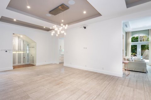 Villa ou maison à louer à Miami, Floride: 5 chambres, 401.62 m2 № 1878002 - photo 6