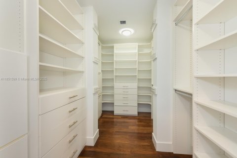 Villa ou maison à louer à Miami, Floride: 5 chambres, 401.62 m2 № 1878002 - photo 21