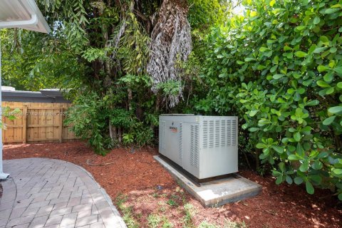 Villa ou maison à louer à Miami, Floride: 5 chambres, 401.62 m2 № 1878002 - photo 28