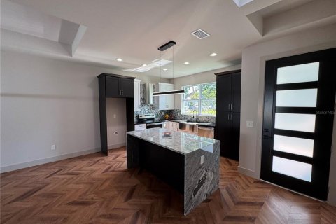 Casa en venta en Tampa, Florida, 3 dormitorios, 139.35 m2 № 1643143 - foto 5