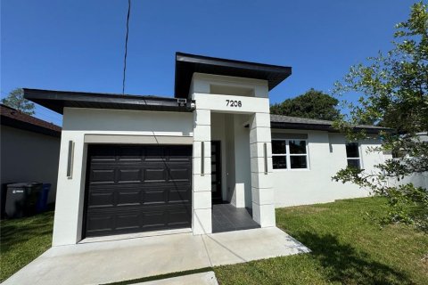 Casa en venta en Tampa, Florida, 3 dormitorios, 139.35 m2 № 1643143 - foto 2