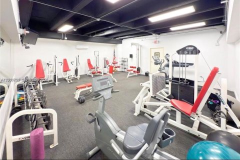 Купить кондоминиум в Корал-Гейблс, Флорида 1 спальня, 78.04м2, № 2090126 - фото 28
