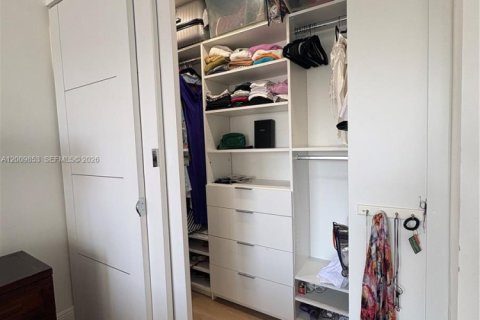 Купить кондоминиум в Корал-Гейблс, Флорида 1 спальня, 78.04м2, № 2090126 - фото 14