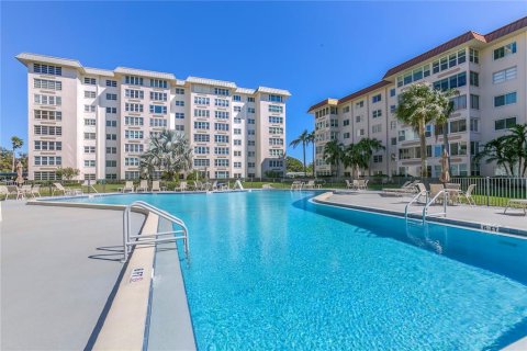 Copropriété à louer à Dunedin, Floride: 1 chambre, 64.57 m2 № 2134735 - photo 2