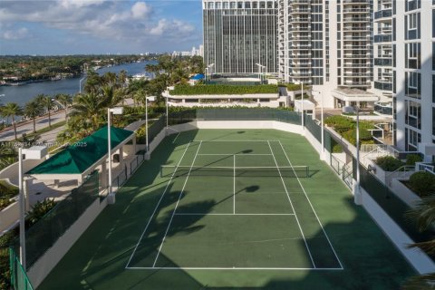 Condominio en venta en Miami Beach, Florida, 2 dormitorios, 128.21 m2 № 1938252 - foto 26