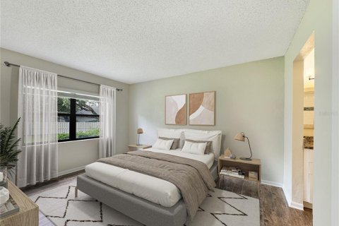 Condo in Saint Petersburg, Florida, 2 bedrooms  № 2237787 - photo 6
