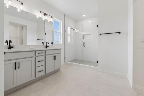 House in Bradenton, Florida 4 bedrooms, 252.6 sq.m. № 2101289 - photo 17