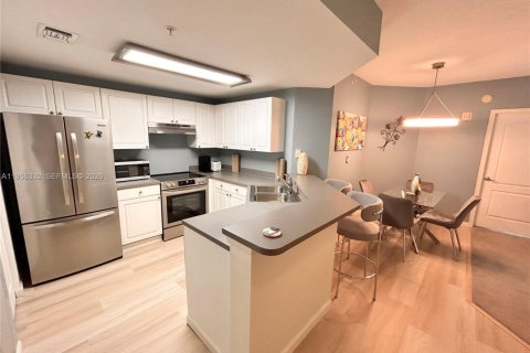 Снять в аренду квартиру в Виро-Бич, Флорида 2 спальни, 99.41м2, № 2010619 - фото 3