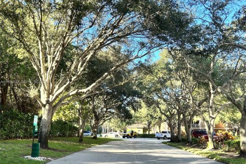 Снять в аренду квартиру в Виро-Бич, Флорида 2 спальни, 99.41м2, № 2010619 - фото 2