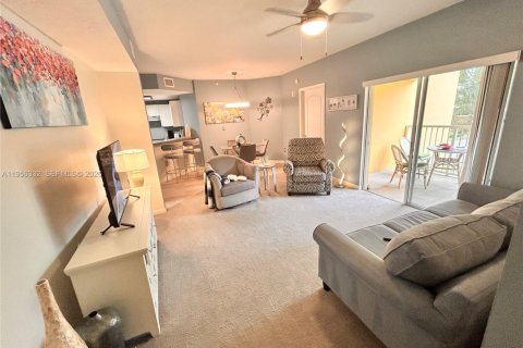 Снять в аренду квартиру в Виро-Бич, Флорида 2 спальни, 99.41м2, № 2010619 - фото 8