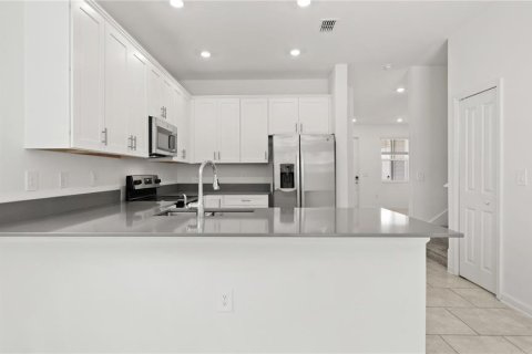 Touwnhouse à vendre à Kissimmee, Floride: 3 chambres, 166.95 m2 № 2121645 - photo 19