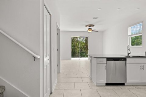Touwnhouse à vendre à Kissimmee, Floride: 3 chambres, 166.95 m2 № 2121645 - photo 5