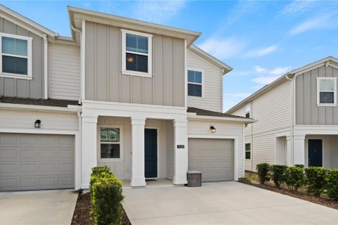 Touwnhouse à vendre à Kissimmee, Floride: 3 chambres, 166.95 m2 № 2121645 - photo 3