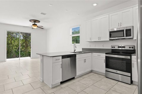 Touwnhouse à vendre à Kissimmee, Floride: 3 chambres, 166.95 m2 № 2121645 - photo 20