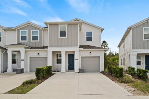 Touwnhouse à vendre à Kissimmee, Floride: 3 chambres, 166.95 m2 № 2121645 - photo 2