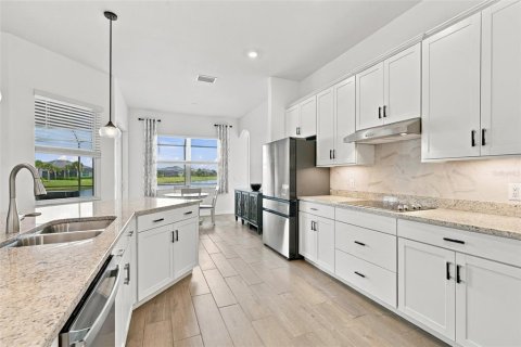 Villa ou maison à vendre à Punta Gorda, Floride: 4 chambres, 281.22 m2 № 2398339 - photo 9