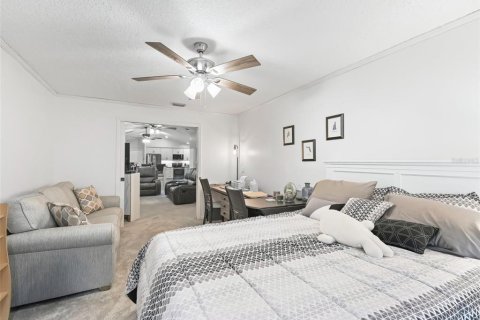 House in Summerfield, Florida 3 bedrooms, 154.03 sq.m. № 1719890 - photo 29